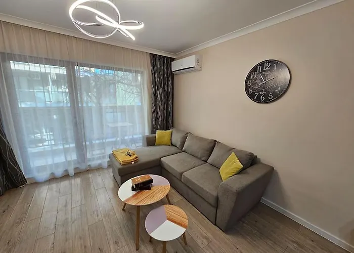 Serenity In The Heart Of With Free Parking *