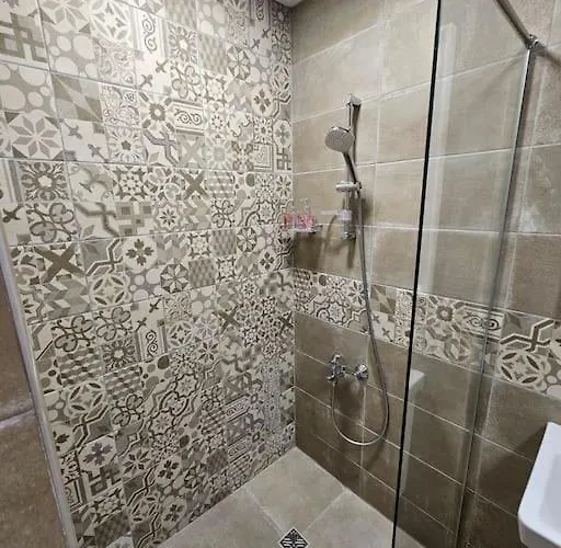 Apartment Serenity In The Heart Of With Free Parking