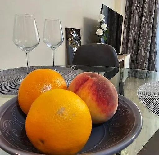 Serenity In The Heart Of With Free Parking Apartment *