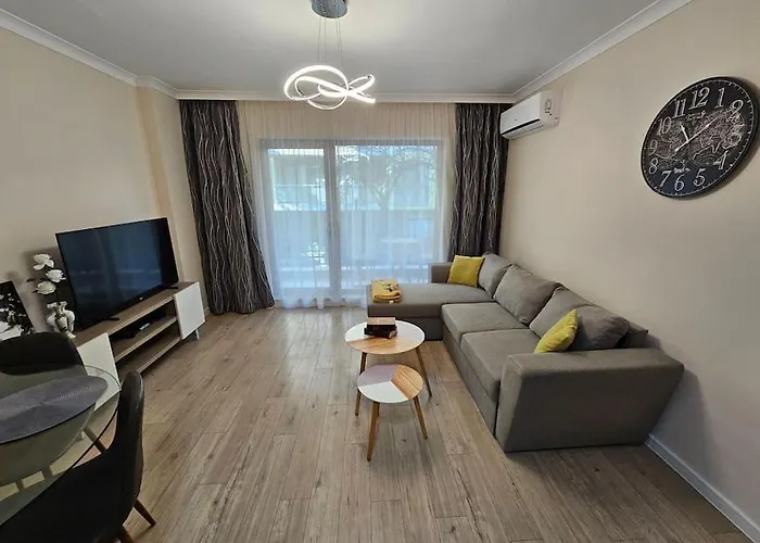 Serenity In The Heart Of With Free Parking